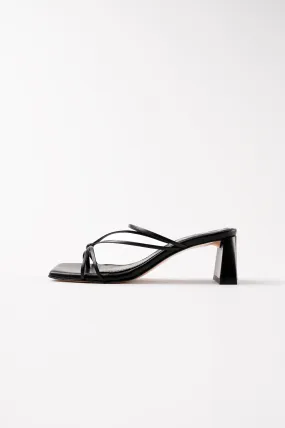 ARANDINA - Black Leather Strappy Sandals