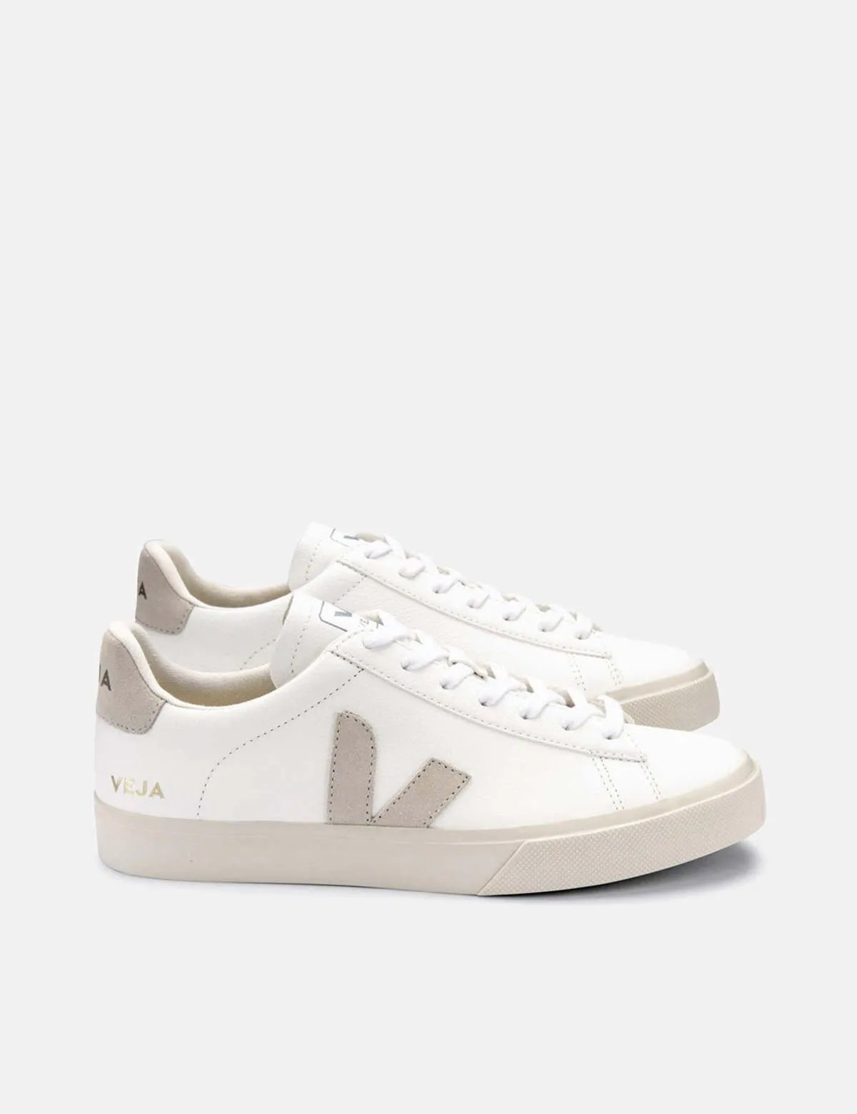 Campo (Chrome Free) Trainers - Extra White/Natural Suede