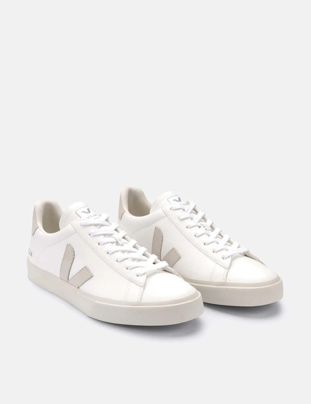 Campo (Chrome Free) Trainers - Extra White/Natural Suede