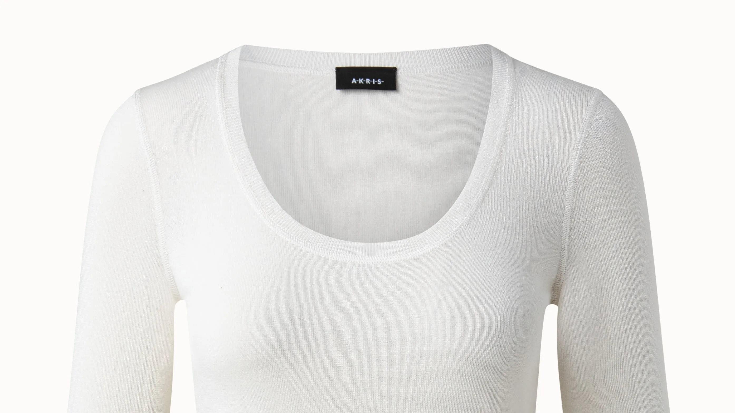 cashmere silk fitted scoop neck pullover