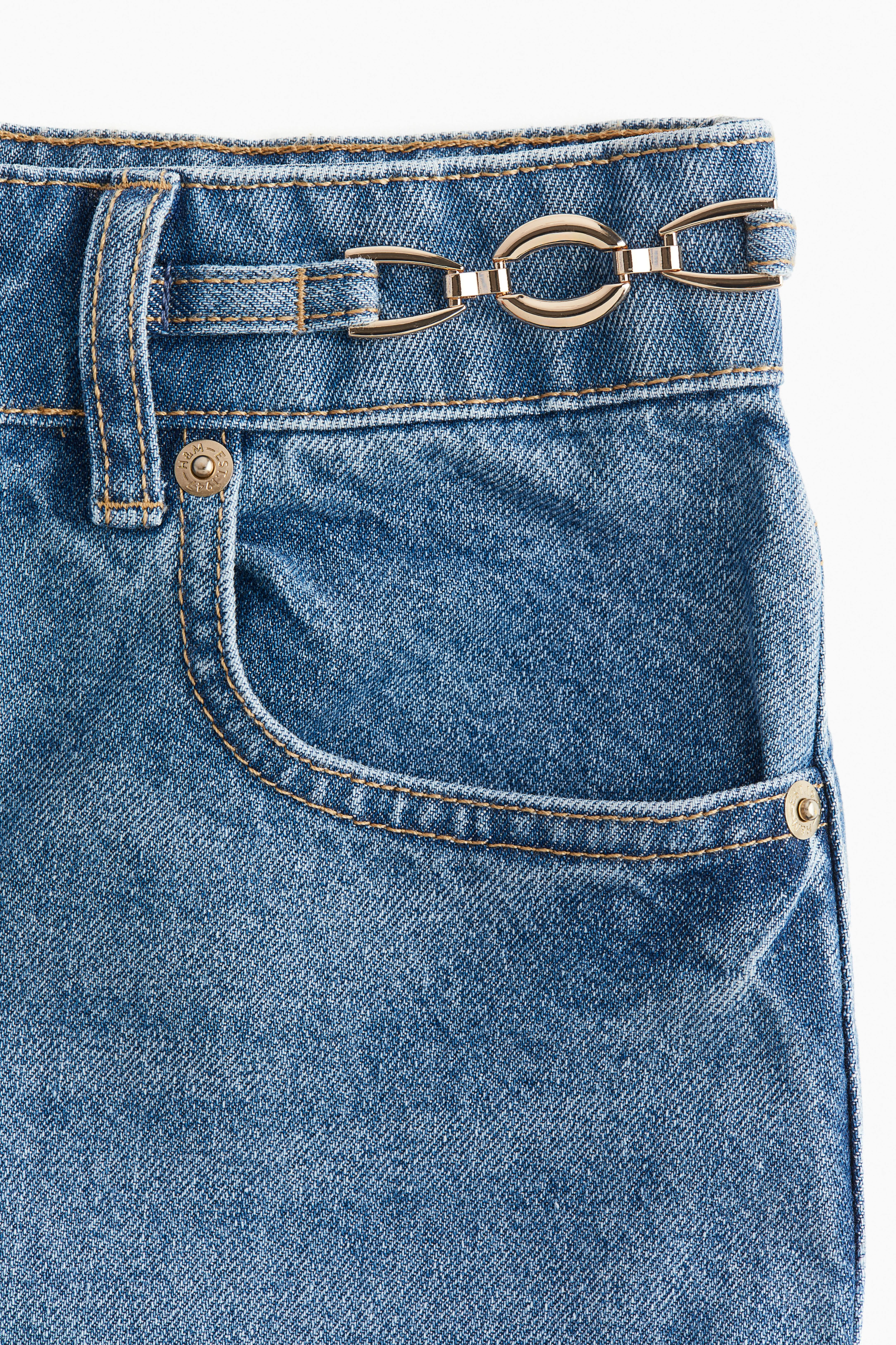 Chain-detail tapered jeans - High waist - Long - Light denim blue - Ladies | H&M GB