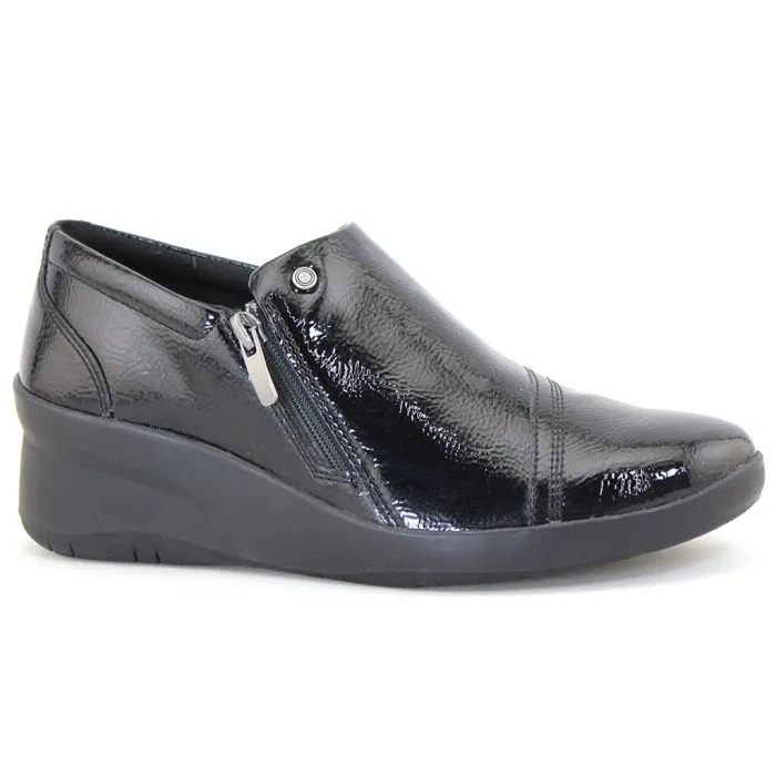 Clarks Women's Suttyn Zip