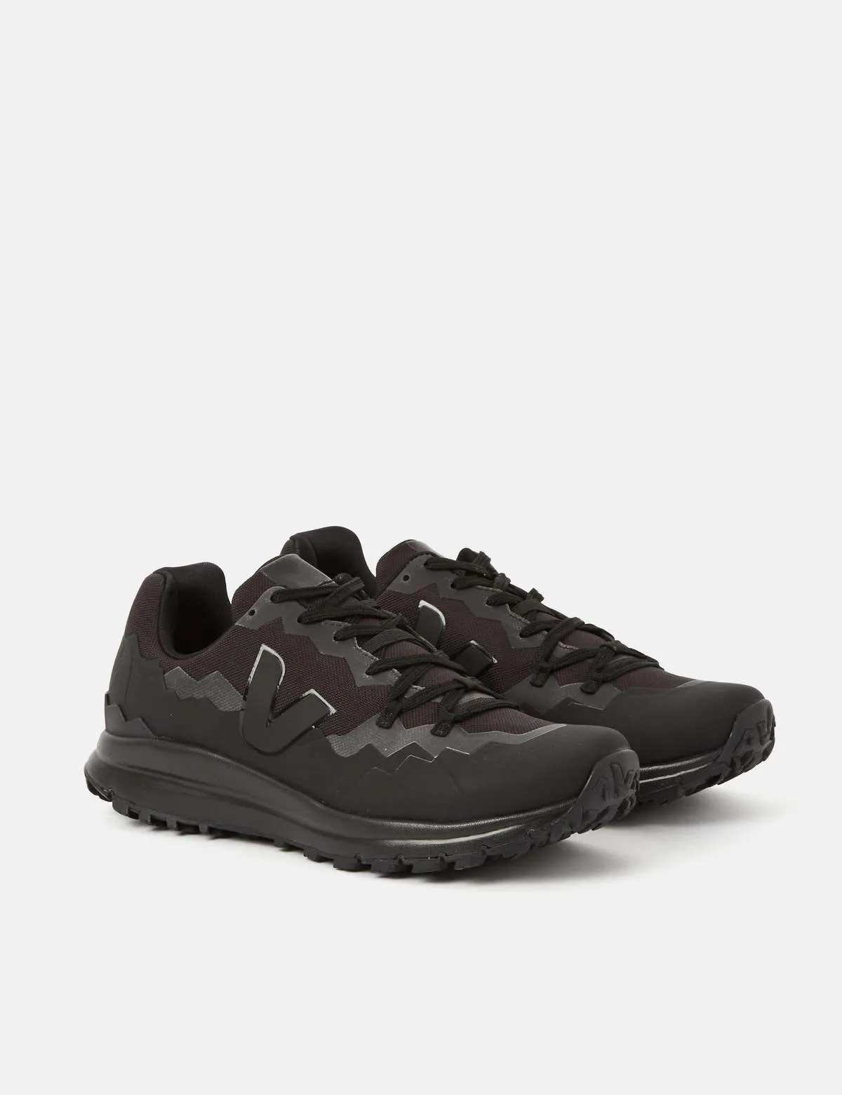 Fitz Roy FS Trek-Shell Trainers - Full Black