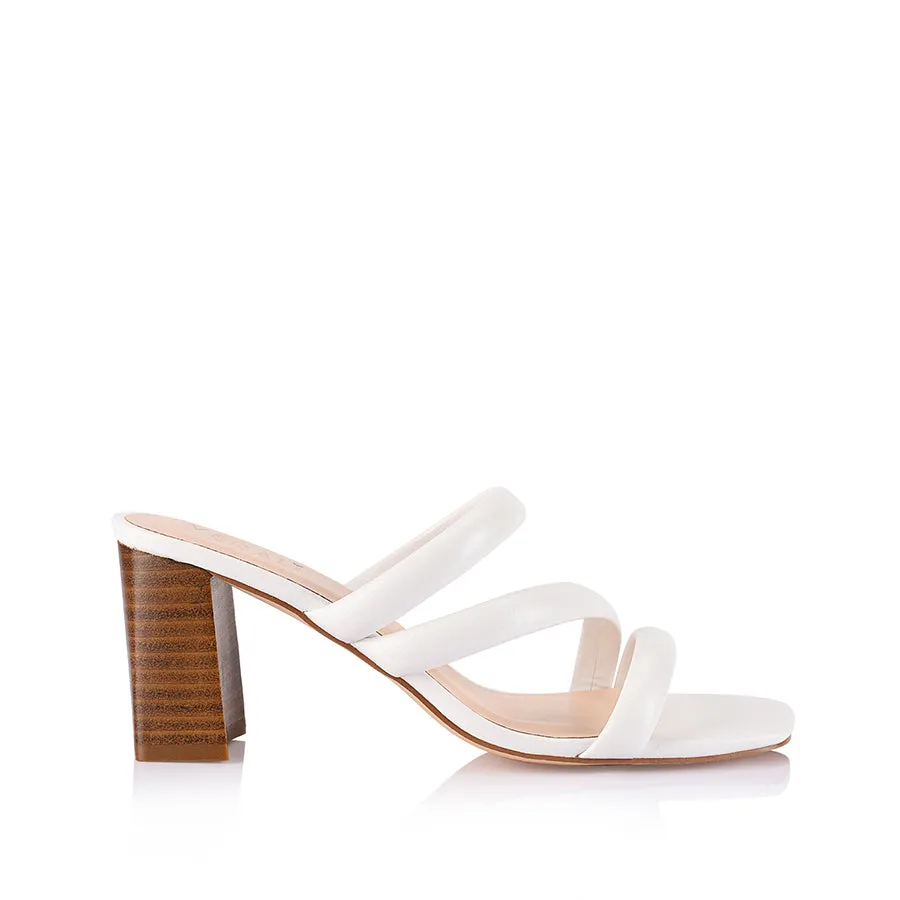 NaeNae Block Heel Sandals - White