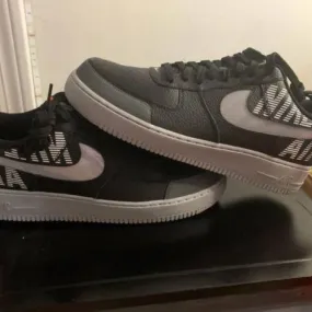 Nike air force 1 ‘07 under construction