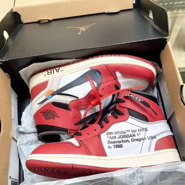 Nike air jordan 1 x off-white 