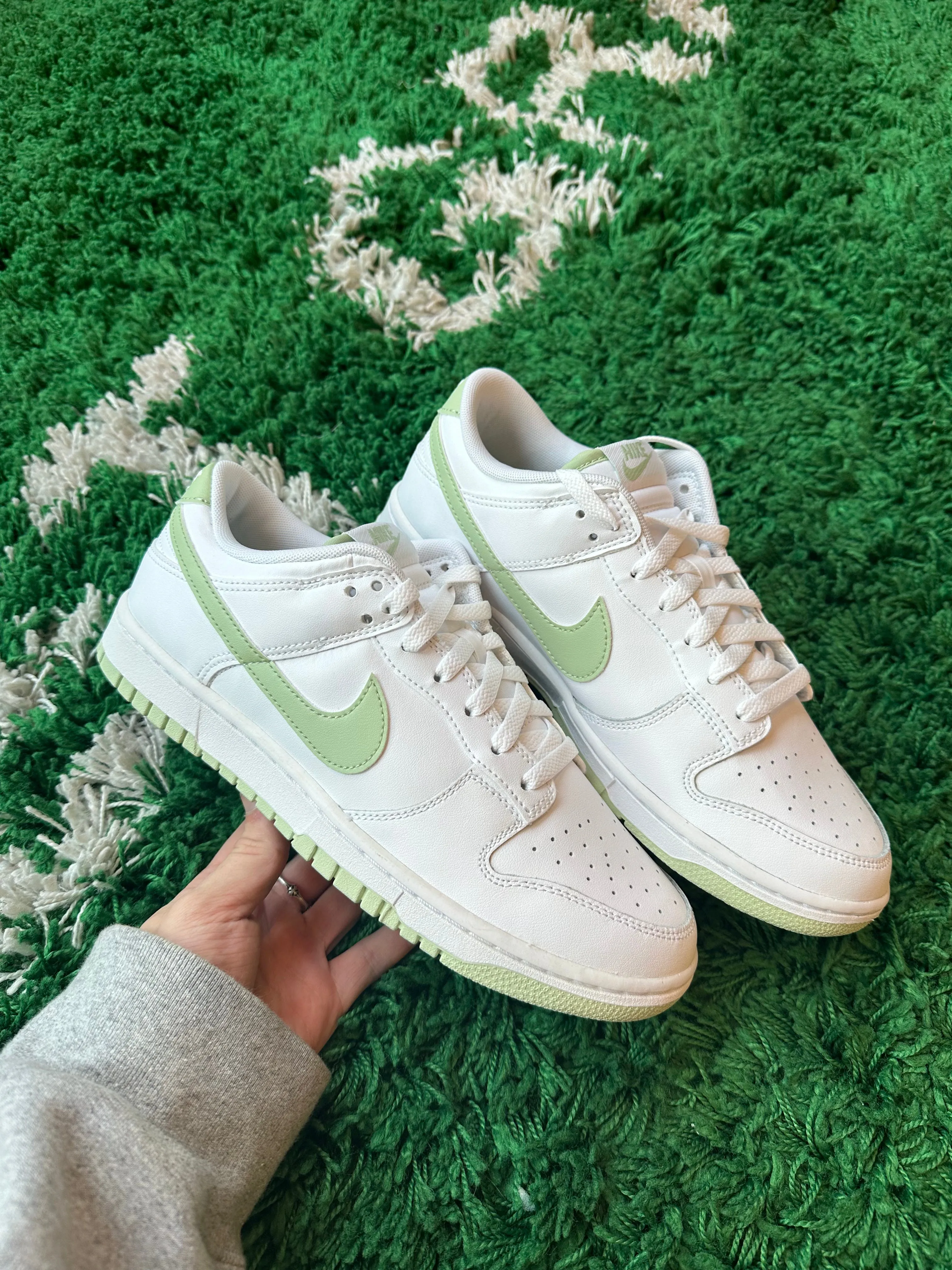 Nike Dunk Low “Honeydew”