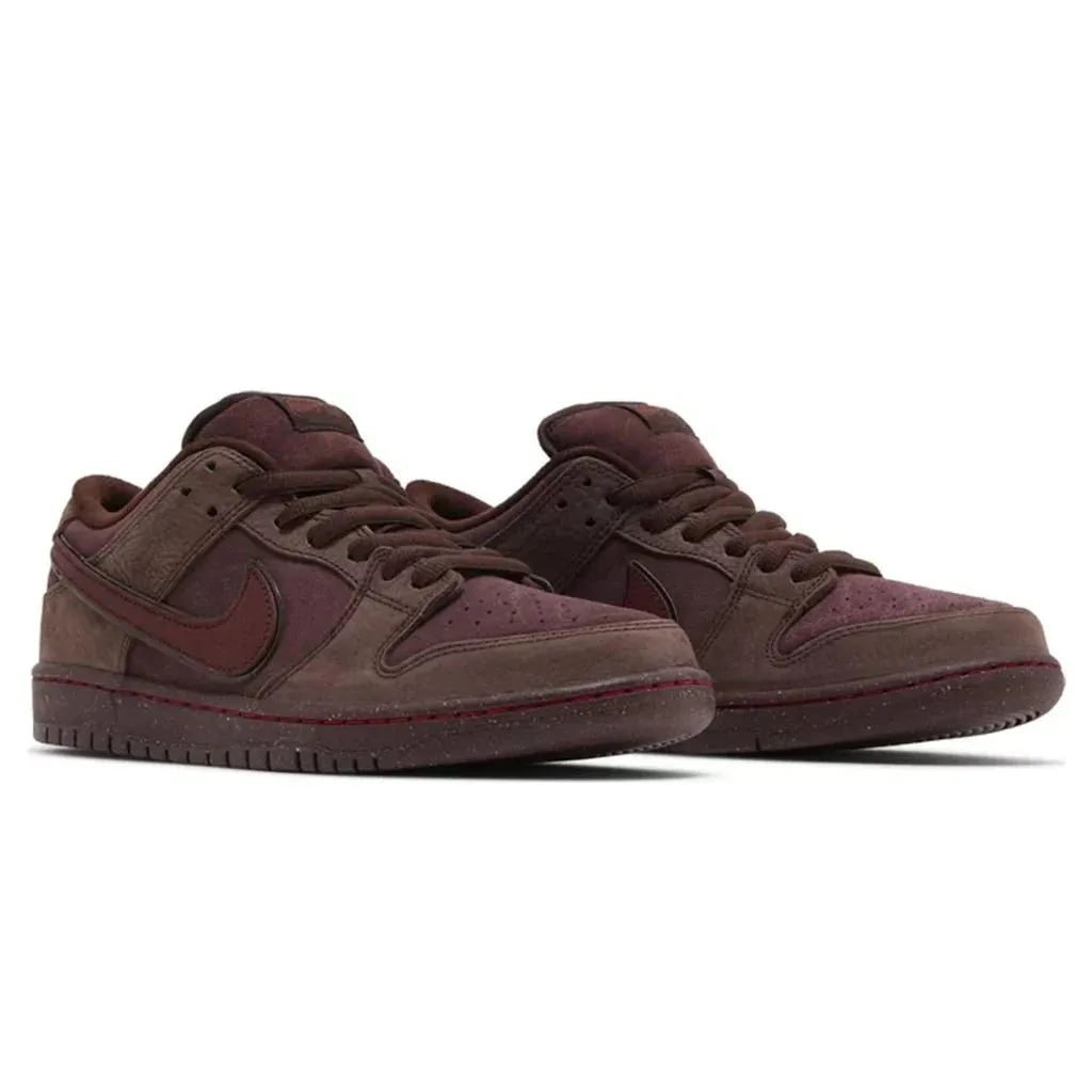 Nike Dunk Low Premium SB 'City Of Love Collection - Burgundy Crush'