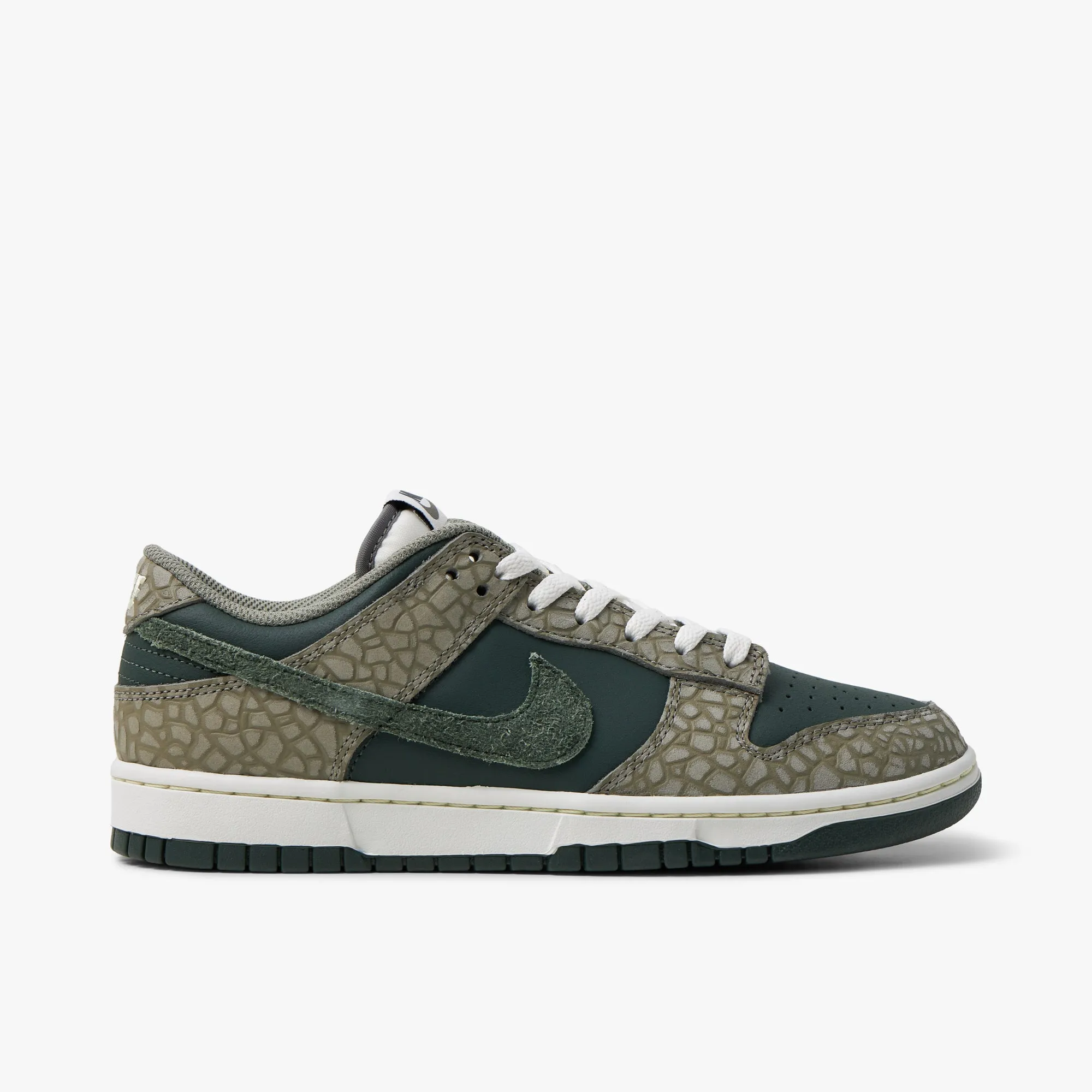 Nike Dunk Low PRM Dark Stucco / Vintage Green - Summit White