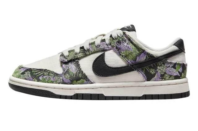 Nike Dunk Low WMNS Next Nature Floral Tapestry