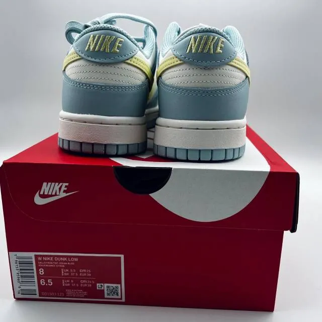 Nike dunk low wmns white light blue