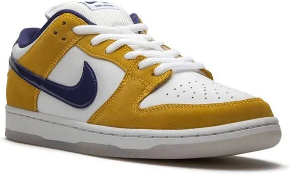 Nike SB Dunk Low 