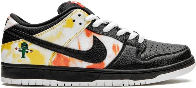 Nike SB Dunk Low 