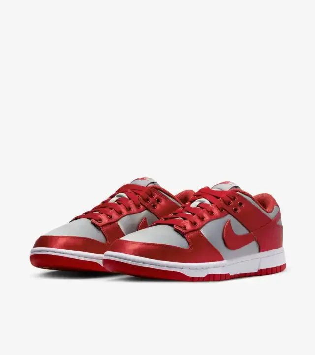 Nike W Dunk Low Satin - Varsity Red / Medium Grey