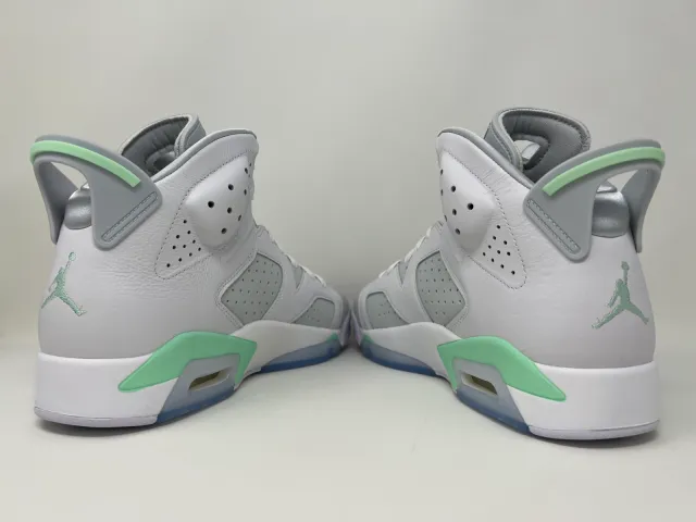 Nike wmns air jordan retro vi 6 mint foam women's size 10 men's 8.5 dq4914-103