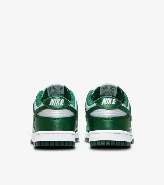 Nike Women's Dunk Low Ess Satin White/Team Green