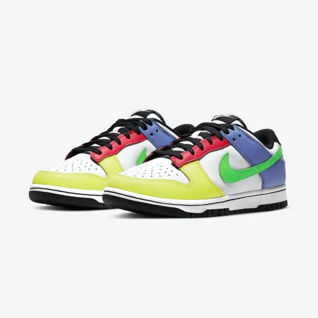 Nike Women's Dunk Low (Green Strike/ Multicolor/ Green S...