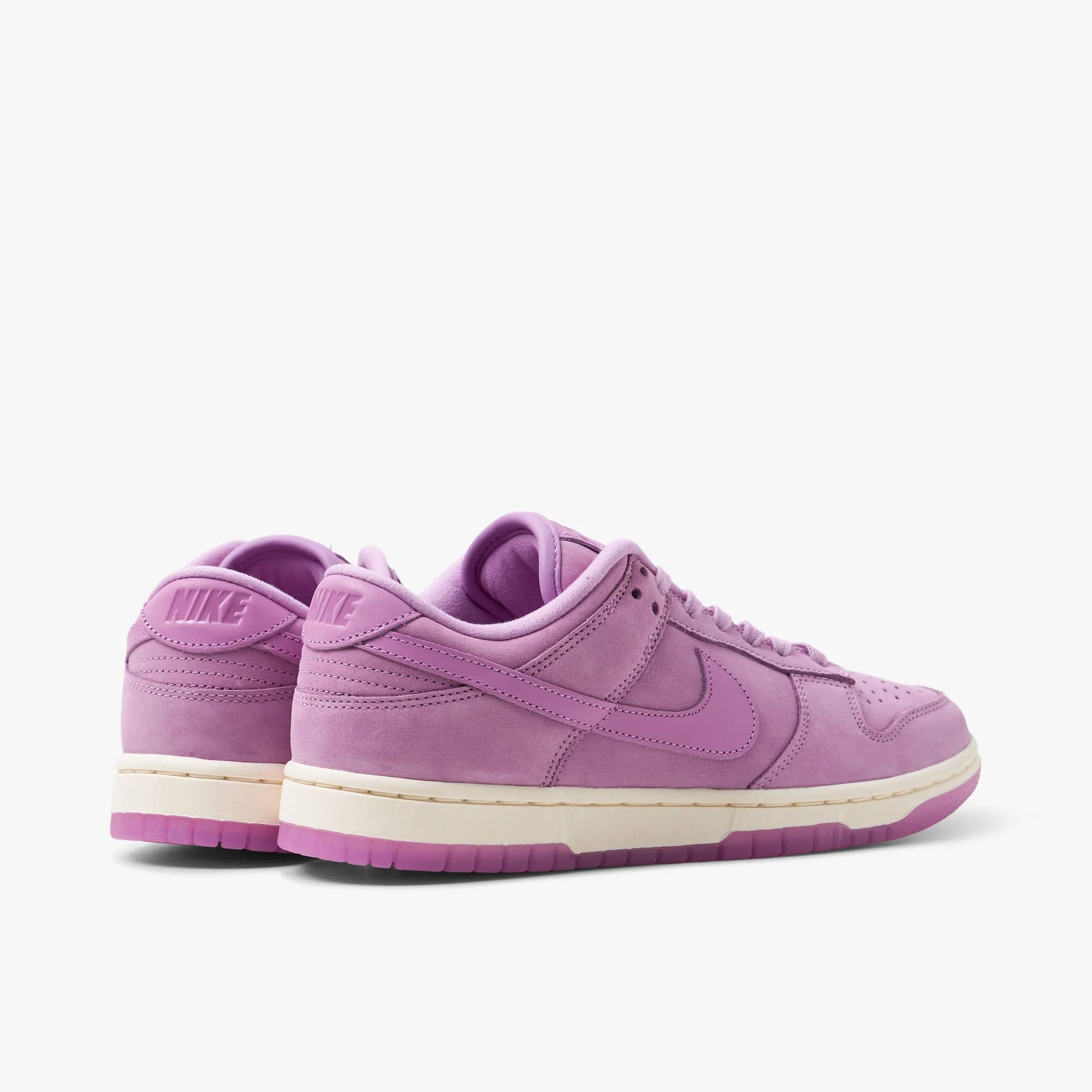 Nike Women's Dunk Low PRM MF / Rush Fuchsia