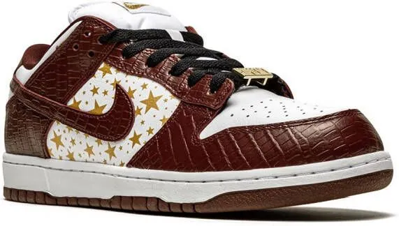 Nike x Supreme SB Dunk Low 