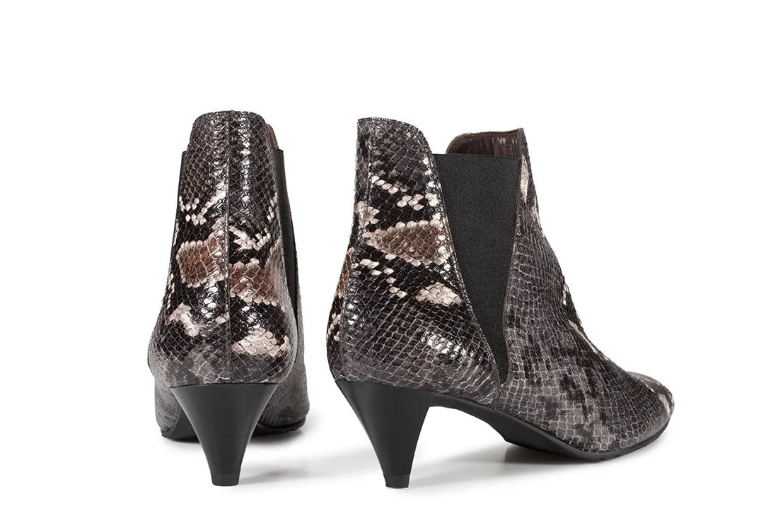 Pedro Garcia Agora Chelsea Boot- pietra python