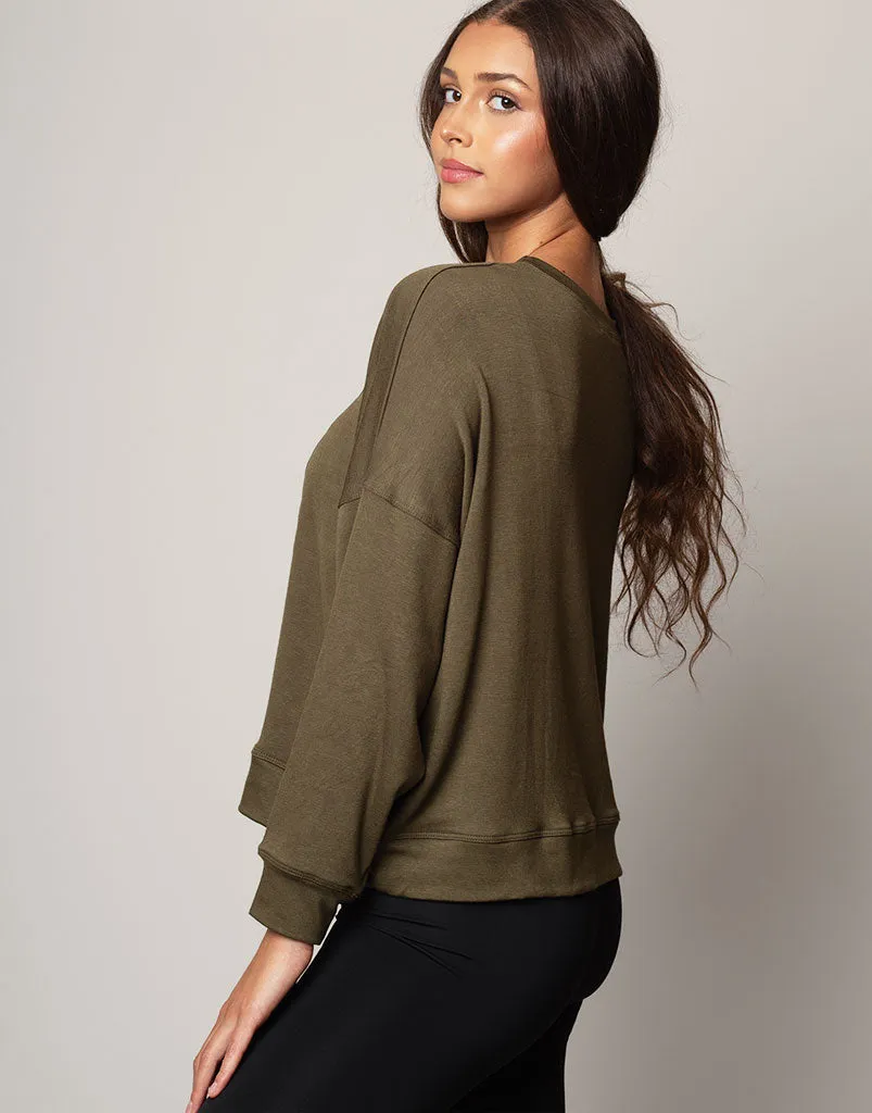 Weekend Pullover Olive